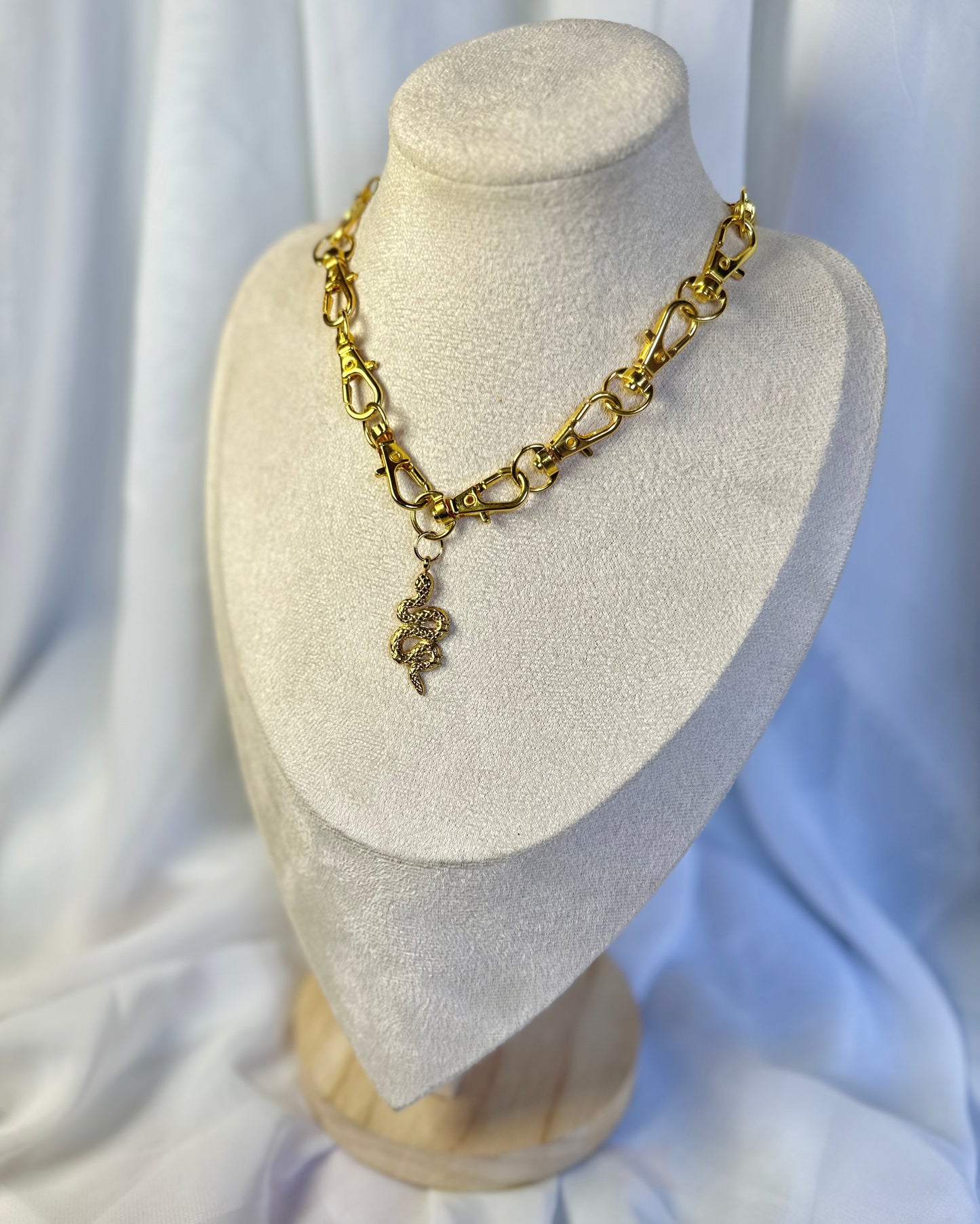 Gold Gothic Metal Clasp Choker Necklace - Snake