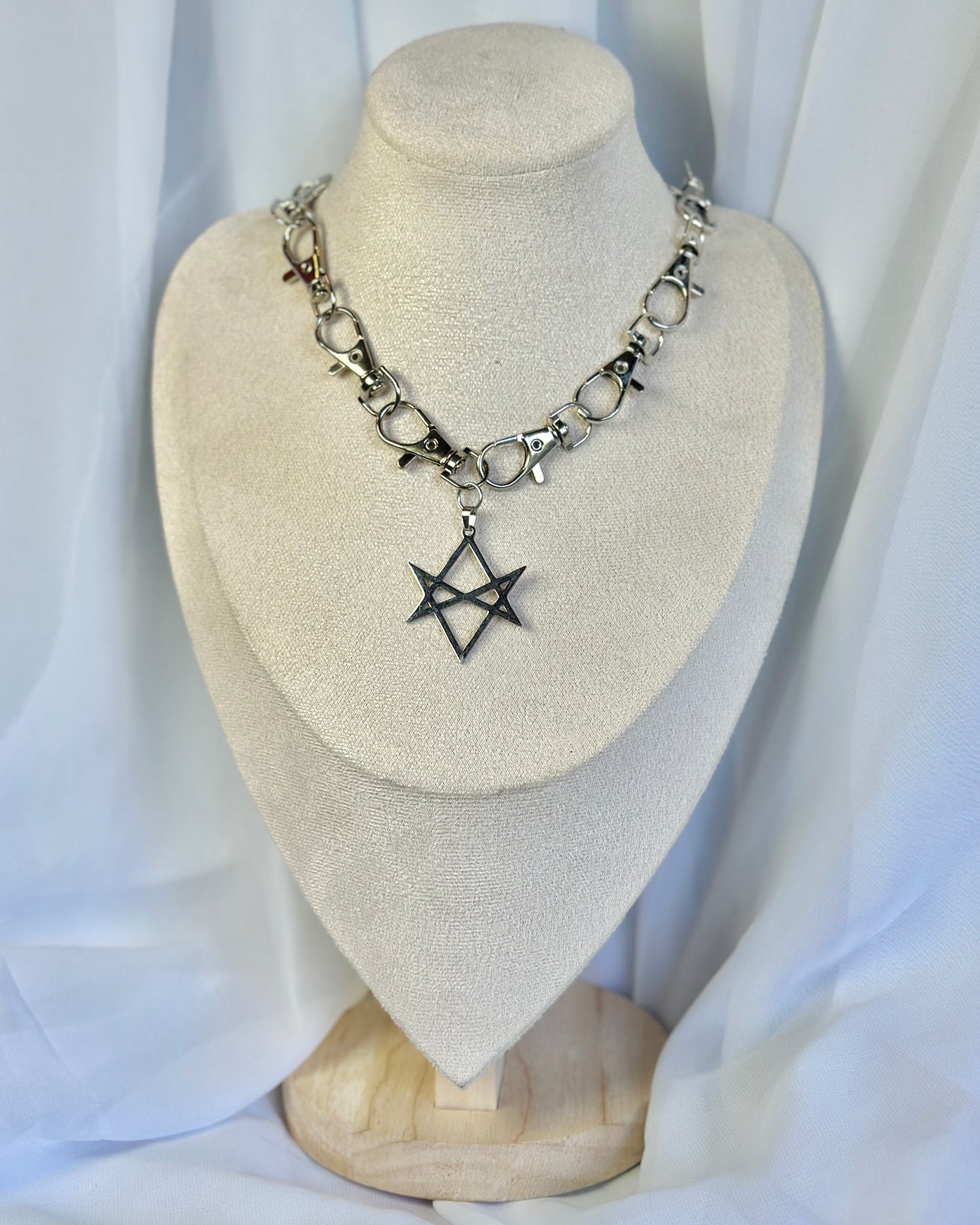 Silver Gothic Metal Clasp Choker Necklace - Unicursal Hexagram