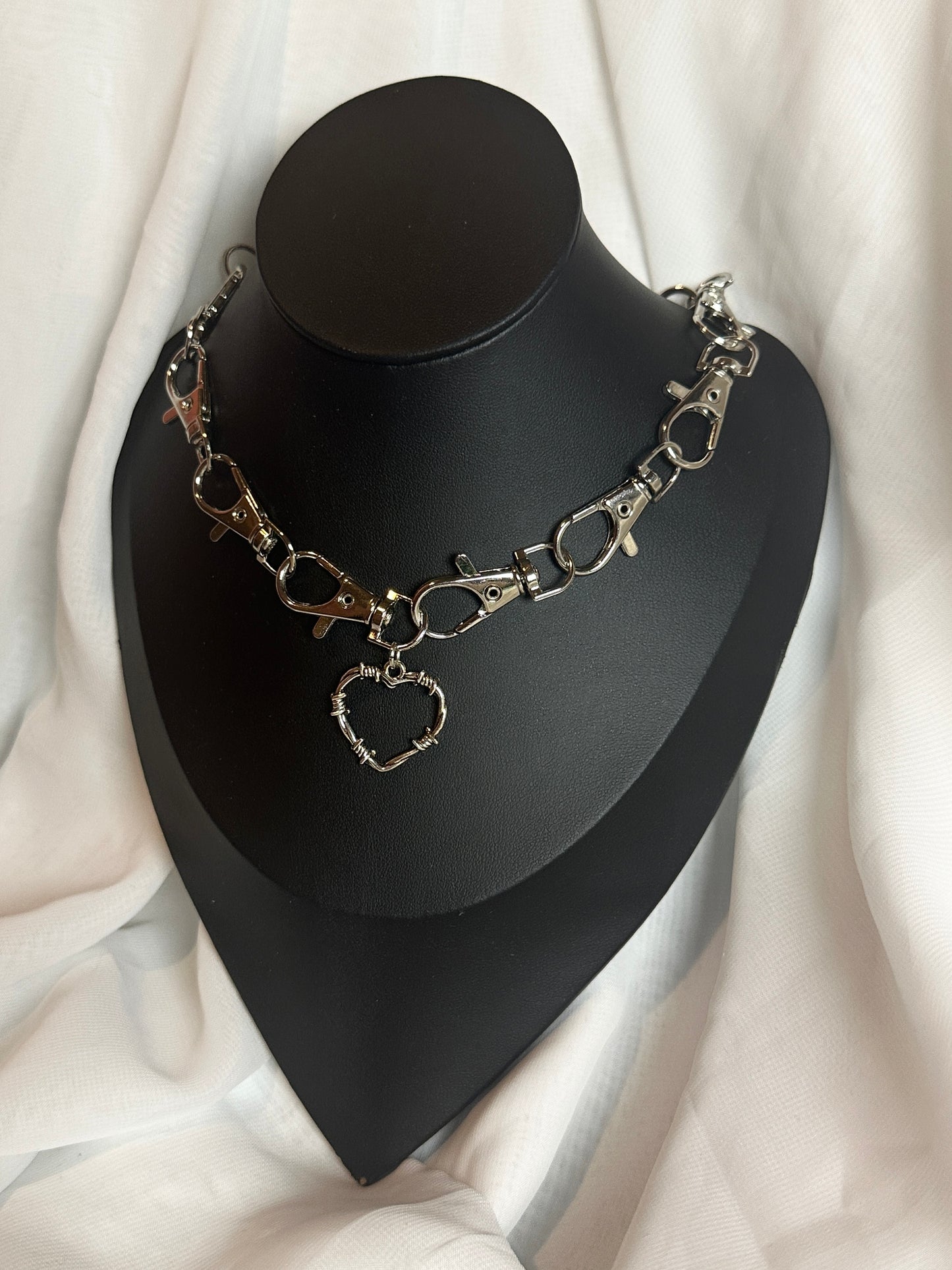 Silver Gothic Metal Clasp Choker Necklace - Barbwire Heart