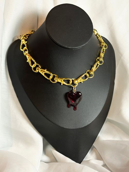 Gold Gothic Metal Clasp Choker Necklace - Bleeding Heart