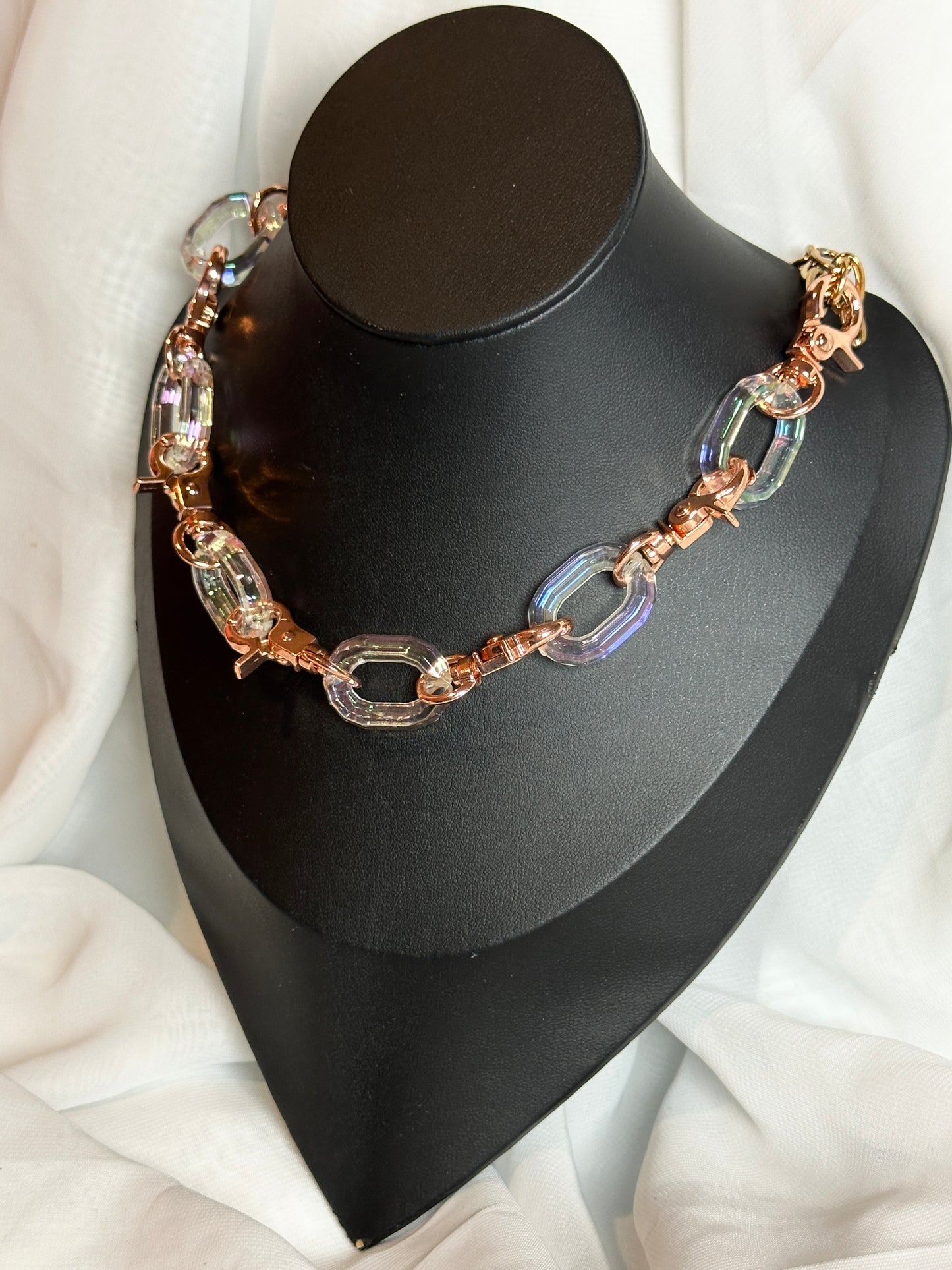 Chunky Rose Gold Gothic Metal Clasp Choker Necklace - Transparent Holographic