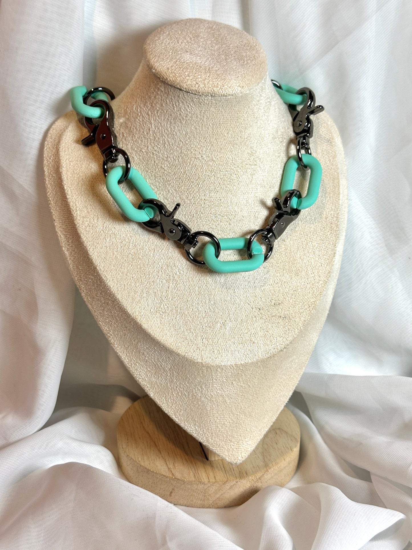 X Large Chunky Gothic Metal Clasp Choker Necklace - Matte Seafoam